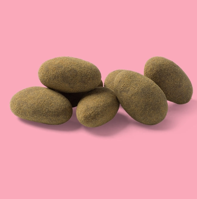 Licorice almonds - per 100 grams