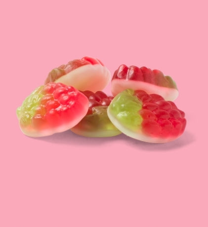 Red strawberries  - per. 100 grams
